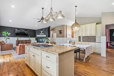 2433 W Saddle Horn Cir S, Bluffdale, UT 84065 - Photo 16