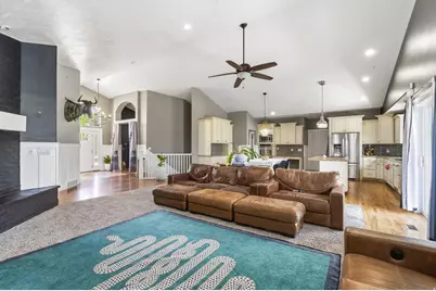 2433 W Saddle Horn Cir S, Bluffdale, UT 84065 - Photo 14
