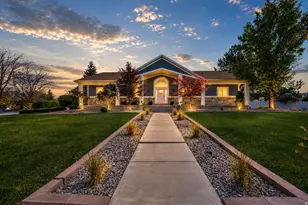 2433 W Saddle Horn Cir S, Bluffdale, UT 84065 - Photo 1