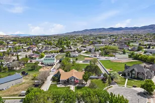 2433 W Saddle Horn Cir S, Bluffdale, UT 84065 - Photo 54