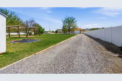 2433 W Saddle Horn Cir S, Bluffdale, UT 84065 - Photo 50