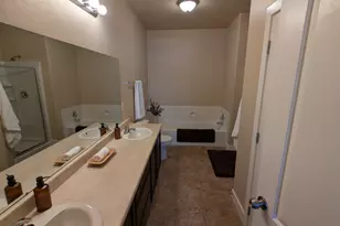 2326 W MacKay Ln, Taylorsville, UT 84129 - Photo 8