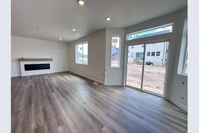 983 W Motor Vu Dr #208, Riverdale, UT 84405 - Photo 12