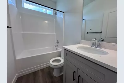 983 W Motor Vu Dr #208, Riverdale, UT 84405 - Photo 6