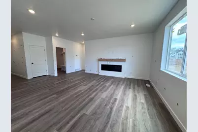 983 W Motor Vu Dr #208, Riverdale, UT 84405 - Photo 14