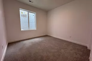 983 W Motor Vu Dr, Riverdale, UT 84405 - Photo 30