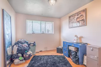 1058 S 1075 E, Clearfield, UT 84015 - Photo 10
