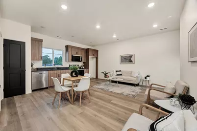 452 N 100 W #104, Logan, UT 84321 - Photo 4