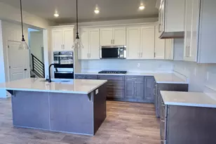 964 W Motor Vu Dr, Riverdale, UT 84405 - Photo 2