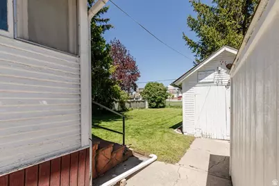 365 W 200 N, Logan, UT 84321 - Photo 42