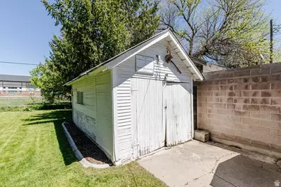 365 W 200 N, Logan, UT 84321 - Photo 40