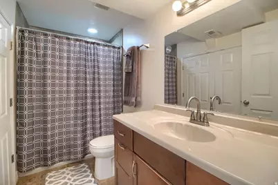 8292 S Piney Ct W, West Jordan, UT 84088 - Photo 18