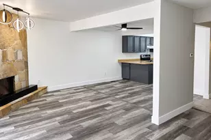 696 E Williamsburg Park Circle, Sandy, UT 84070 - Photo 12