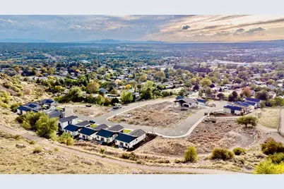 1590 E Maddies Cv, Ogden, UT 84404 - Photo 14