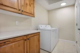 1030 N 995 W, Orem, UT 84057 - Photo 16