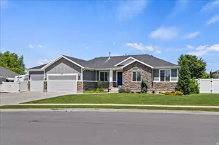 1628 W 1050 S, Syracuse, UT 84075 - Photo 2