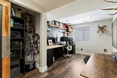1628 W 1050 S, Syracuse, UT 84075 - Photo 26