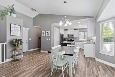 1628 W 1050 S, Syracuse, UT 84075 - Photo 10