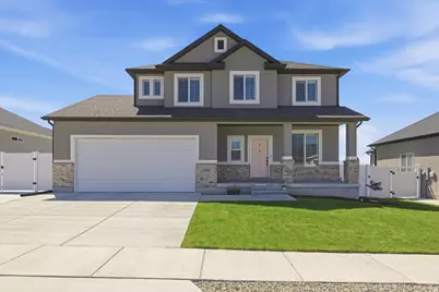 1909 N Mantle Way W, Tooele, UT 84074 - Photo 2