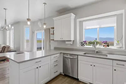 1909 N Mantle Way W, Tooele, UT 84074 - Photo 12