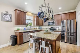 8761 N Durham Ct, Eagle Mountain, UT 84005 - Photo 10