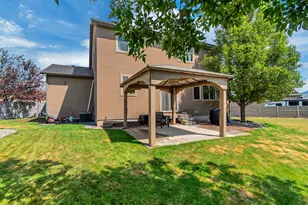 8761 N Durham Ct, Eagle Mountain, UT 84005 - Photo 38