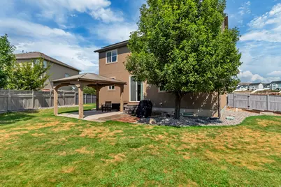 8761 N Durham Ct, Eagle Mountain, UT 84005 - Photo 40