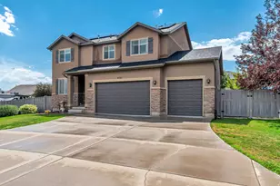8761 N Durham Ct, Eagle Mountain, UT 84005 - Photo 2
