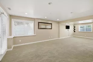 958 E 2100 N, North Logan, UT 84341 - Photo 22