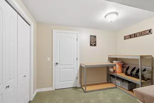958 E 2100 N, North Logan, UT 84341 - Photo 28