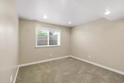 958 E 2100 N, North Logan, UT 84341 - Photo 24