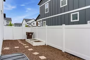 5080 Folkstone Dr, Eagle Mountain, UT 84005 - Photo 34