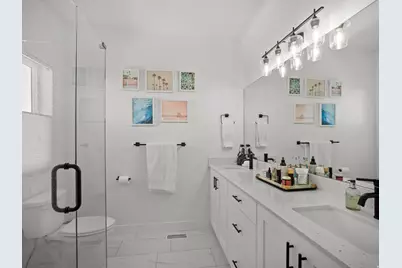 45 E Vantage Dr, North Salt Lake, UT 84054 - Photo 18
