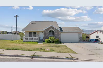 319 W 2325 N, Lehi, UT 84043 - Photo 2