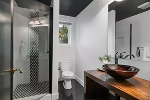 8479 S Escalante Dr, Sandy, UT 84093 - Photo 20