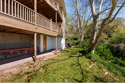 2804 E Arcadia Heights Cir, Salt Lake City, UT 84109 - Photo 38