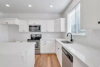 564 N 40 W, Vineyard, UT 84059 - Photo 6