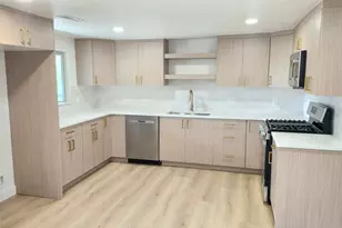 8492 S Mesa Dr E, Sandy, UT 84093 - Photo 18