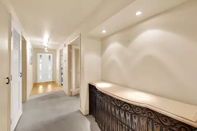 939 S Donner Way E, Salt Lake City, UT 84108 - Photo 4