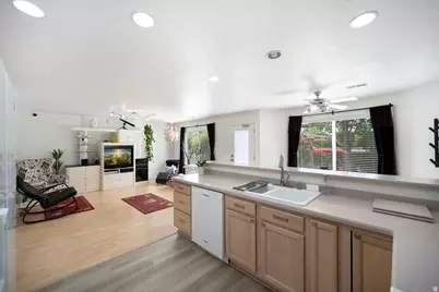 942 S Coyote Cv, Lehi, UT 84043 - Photo 24