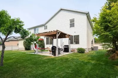 942 S Coyote Cv, Lehi, UT 84043 - Photo 4