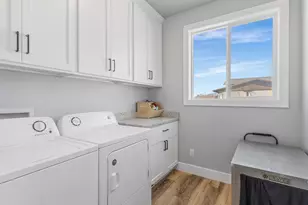 854 W 1950 S, Orem, UT 84058 - Photo 36