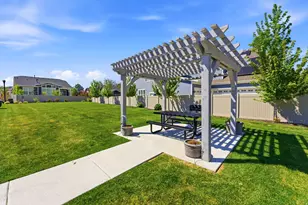 3518 E Breton Ln, Cottonwood Heights, UT 84093 - Photo 40
