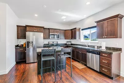 304 E 330 N, Vineyard, UT 84059 - Photo 10