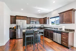 304 E 330 N, Vineyard, UT 84059 - Photo 10