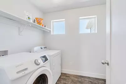 304 E 330 N, Vineyard, UT 84059 - Photo 22