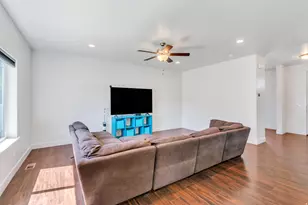 304 E 330 N, Vineyard, UT 84059 - Photo 6