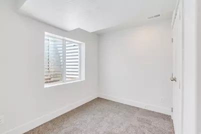 304 E 330 N, Vineyard, UT 84059 - Photo 28