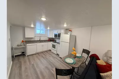 5447 S 2425 W, Roy, UT 84067 - Photo 20