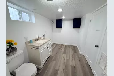 5447 S 2425 W, Roy, UT 84067 - Photo 4
